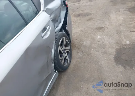 2021 Subaru Legacy Limited из США, поврежденный, VIN 4S3BWAN66M3005203